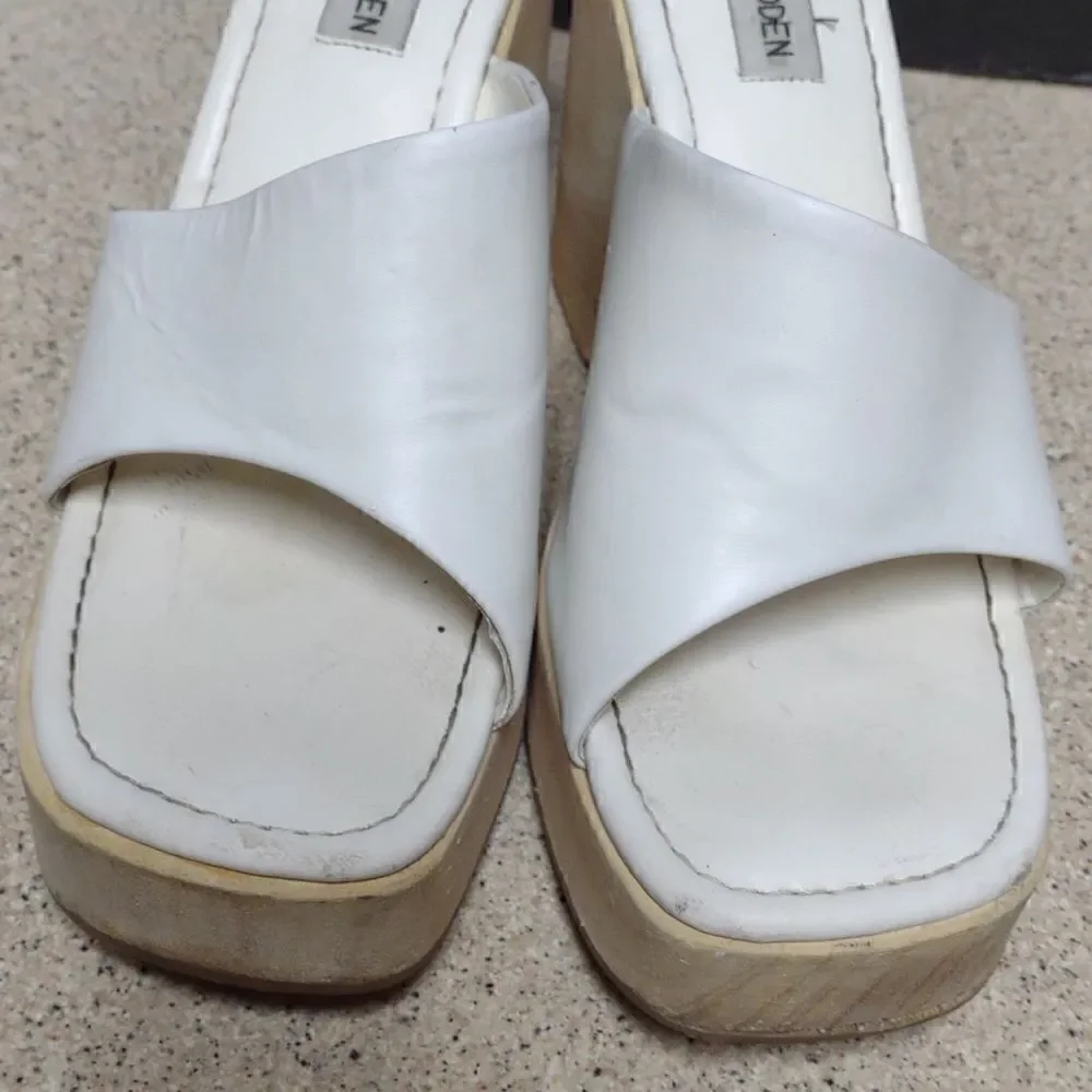 👍 Vintage Steve Madden BOHO White Platform Wood Shoes Size 8.    A4